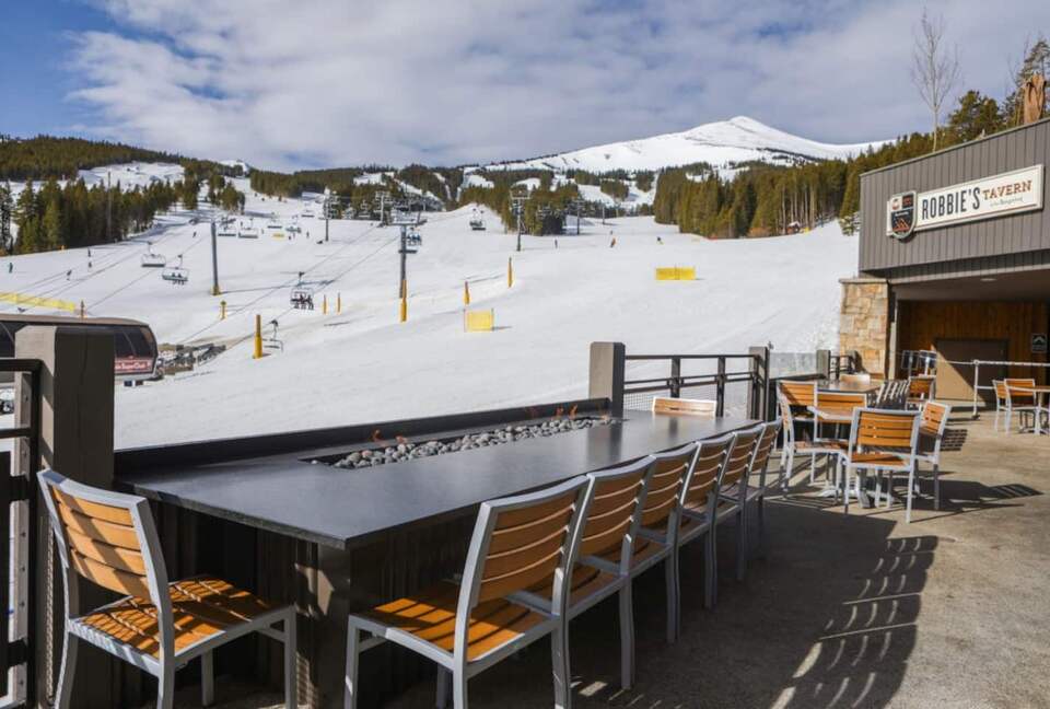 Grand Colorado on Peak 8 — 2 Bedroom Ski-in/Ski-out - Breckenridge, Colorado