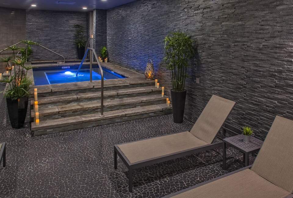 Grand Colorado on Peak 8 — 2 Bedroom Ski-in/Ski-out - Breckenridge, Colorado