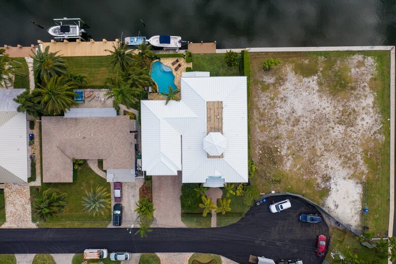 Large Fort Lauderdale Luxe Waterfront Estate - Fort Lauderdale, Florida