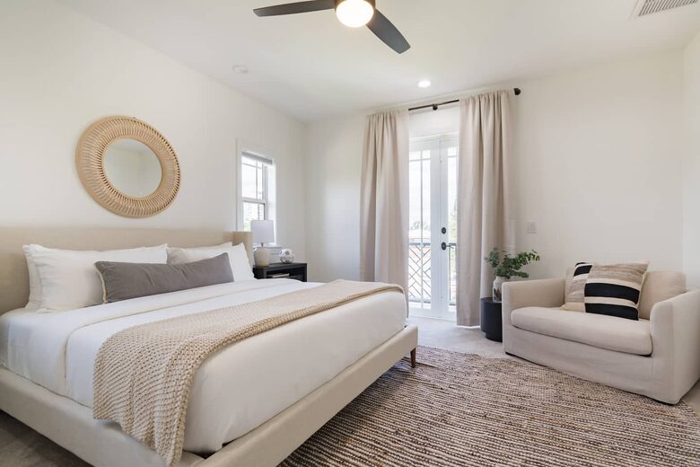 Large Fort Lauderdale Luxe Waterfront Estate - Fort Lauderdale, Florida