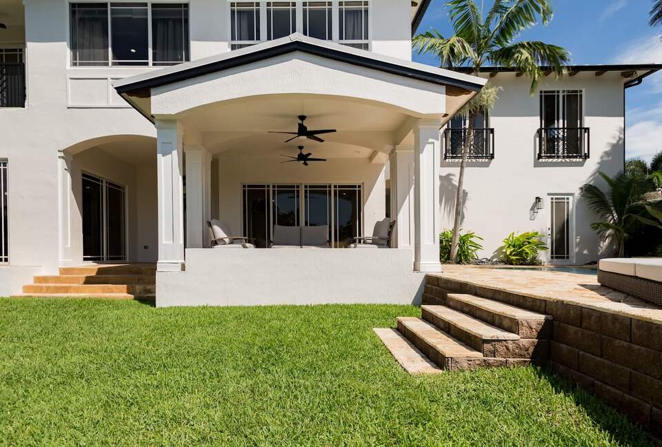 Large Fort Lauderdale Luxe Waterfront Estate - Fort Lauderdale, Florida