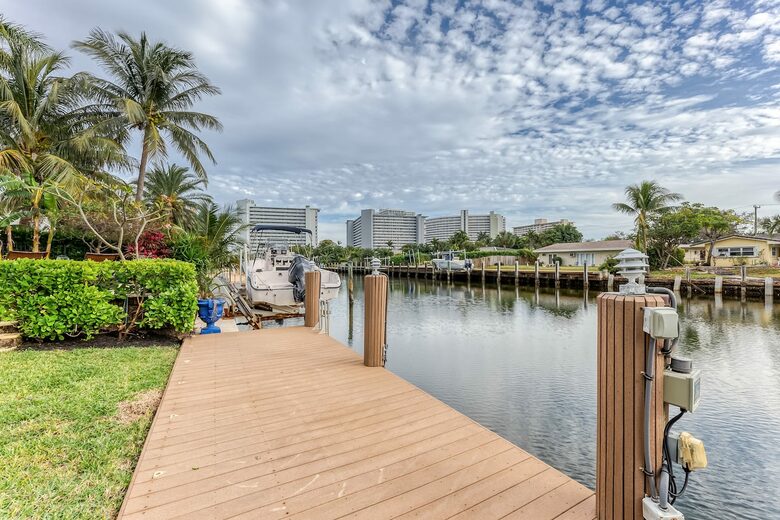 Large Fort Lauderdale Luxe Waterfront Estate - Fort Lauderdale, Florida