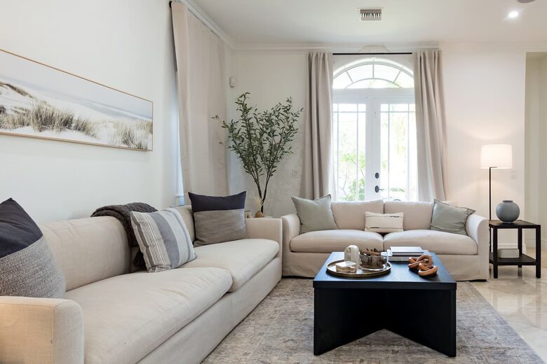 Large Fort Lauderdale Luxe Waterfront Estate - Fort Lauderdale, Florida