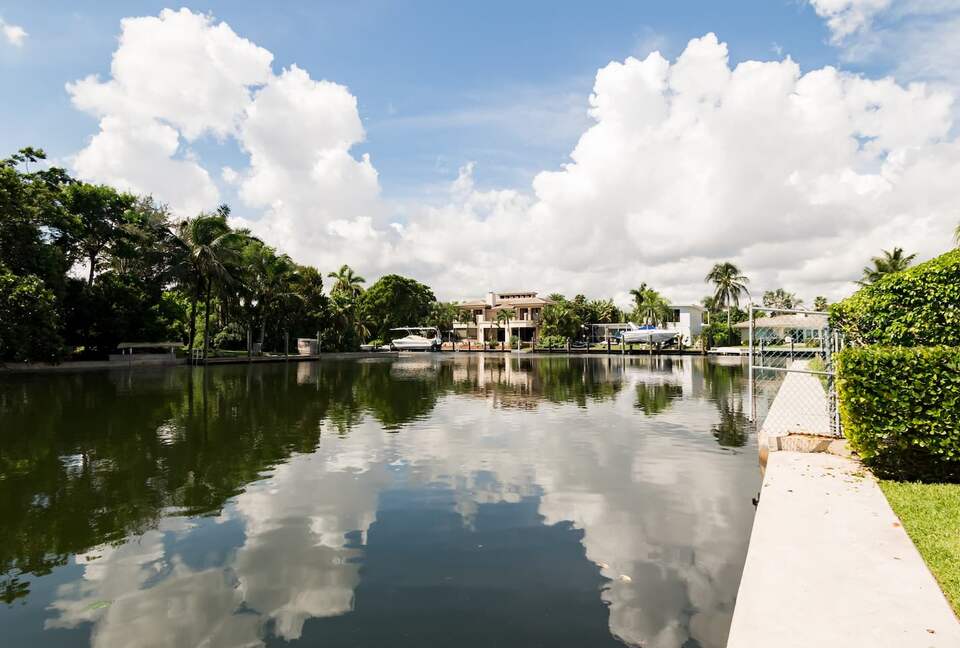 Large Fort Lauderdale Luxe Waterfront Estate - Fort Lauderdale, Florida