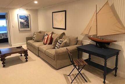 Southampton Retreat with private beach - Southampton, New York