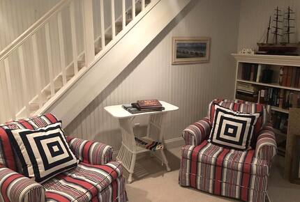 Southampton Retreat with private beach - Southampton, New York