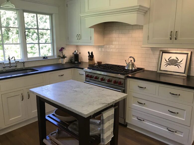 Southampton Retreat with private beach - Southampton, New York