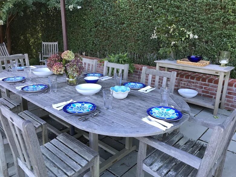 Southampton Retreat with private beach - Southampton, New York