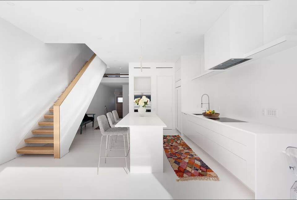 Modern All White Luxury Townhouse in Brooklyn, Heated Pool & Awesome Views - New York City, New York