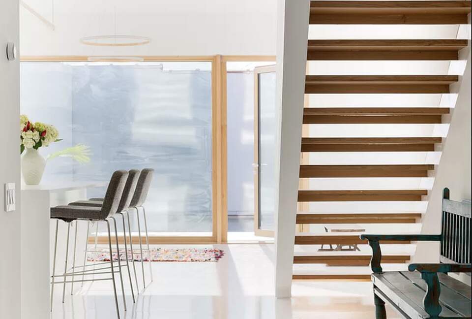 Modern All White Luxury Townhouse in Brooklyn, Heated Pool & Awesome Views - New York City, New York