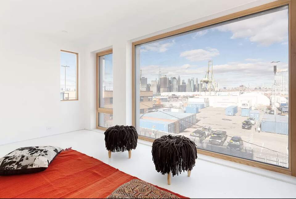 Modern All White Luxury Townhouse in Brooklyn, Heated Pool & Awesome Views - New York City, New York