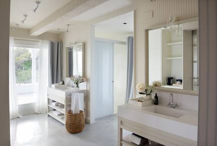 Masia Casa del Mar - Sitges-Barcelona, Spain