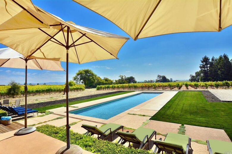 Napa Valley Wine Country Retreat with Pickleball Court - Napa, California