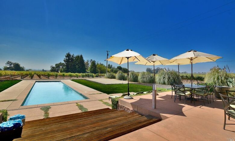 Napa Valley Wine Country Retreat with Pickleball Court - Napa, California