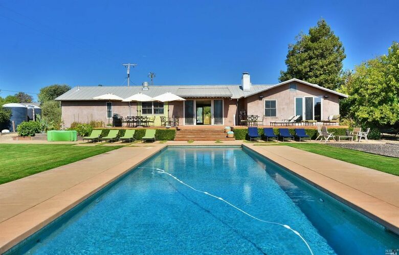 Napa Valley Wine Country Retreat with Pickleball Court - Napa, California