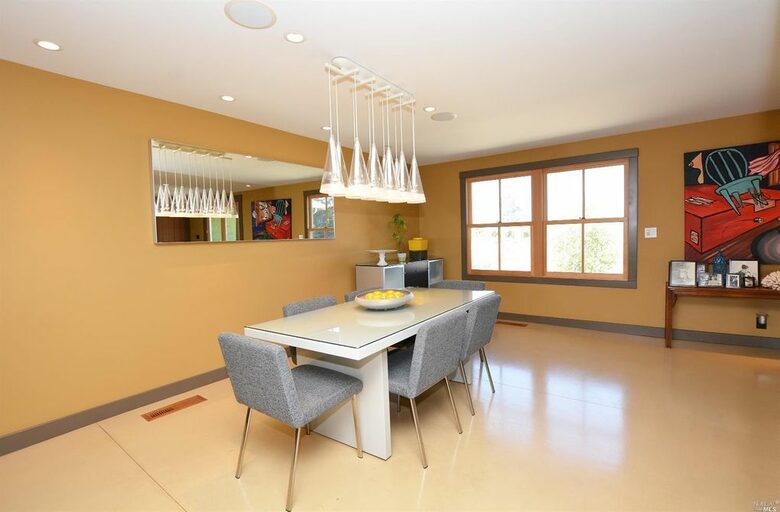 Napa Valley Wine Country Retreat with Pickleball Court - Napa, California