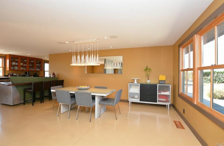 Napa Valley Wine Country Retreat with Pickleball Court - Napa, California