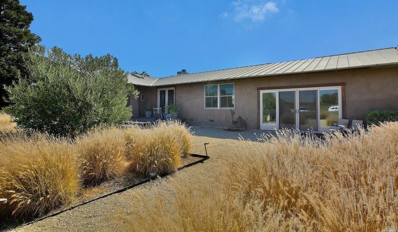 Napa Valley Wine Country Retreat with Pickleball Court - Napa, California