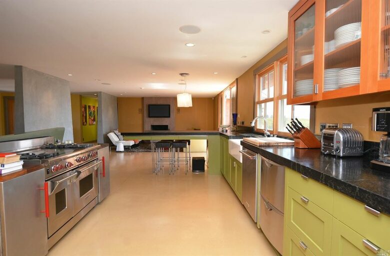 Napa Valley Wine Country Retreat with Pickleball Court - Napa, California