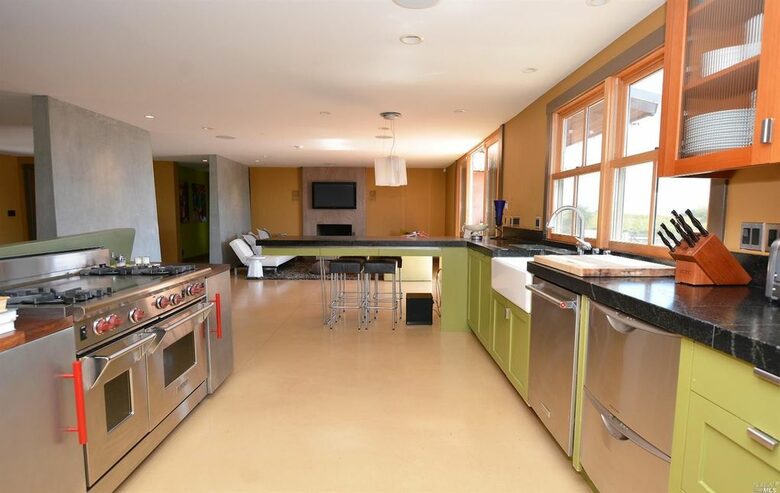 Napa Valley Wine Country Retreat with Pickleball Court - Napa, California