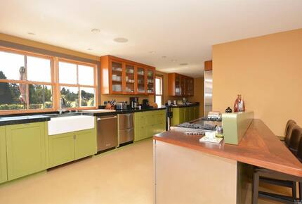 Napa Valley Wine Country Retreat with Pickleball Court - Napa, California