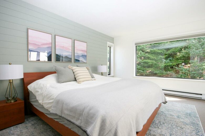 Modern Whistler Chalet - walk to everything! - Whistler, Canada