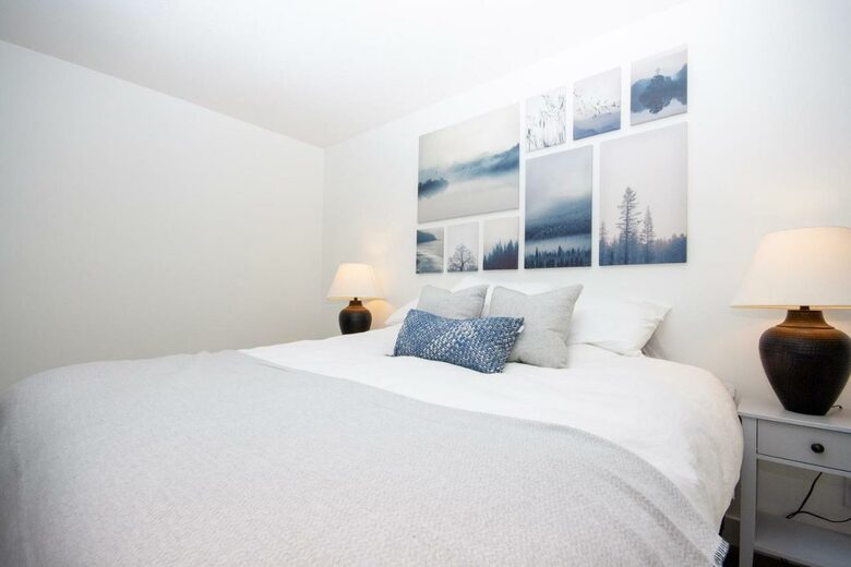 Modern Whistler Chalet - walk to everything! - Whistler, Canada