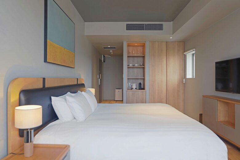 Fenix Furano Three-Bedroom Premier Apartment — Ski-in/Ski-out - Furano, Japan