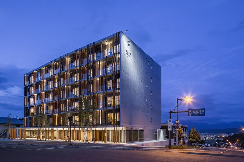 Fenix Furano Three-Bedroom Premier Apartment — Ski-in/Ski-out - Furano, Japan