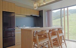 Fenix Furano Three-Bedroom Premier Apartment — Ski-in/Ski-out - Furano, Japan