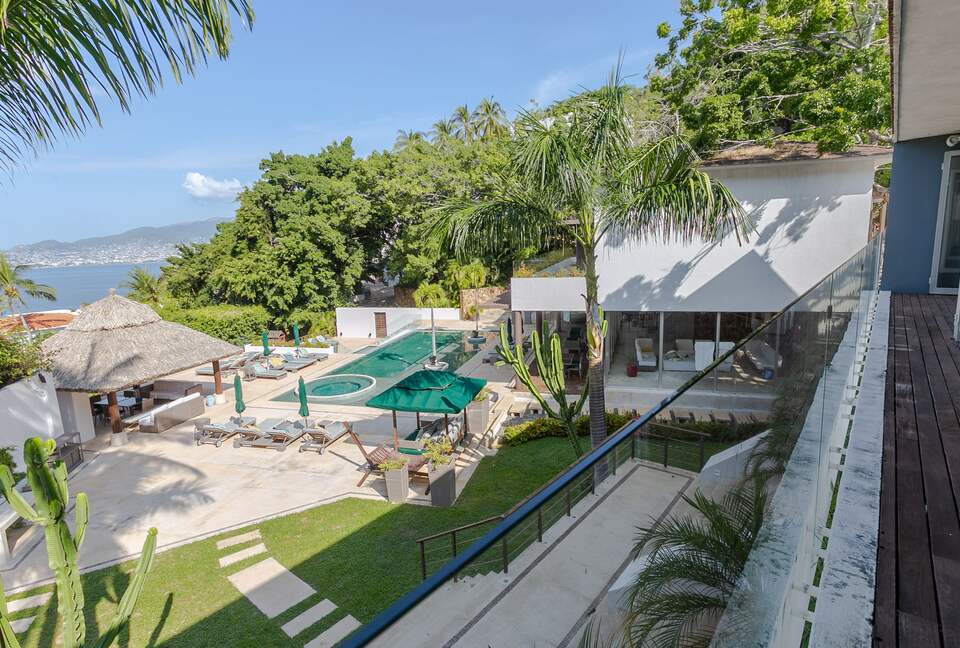 Home Exchange in Acapulco, Mexico, exterior oasis