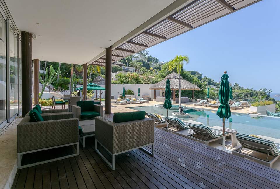 Home Exchange in Acapulco, Mexico, resort style seating