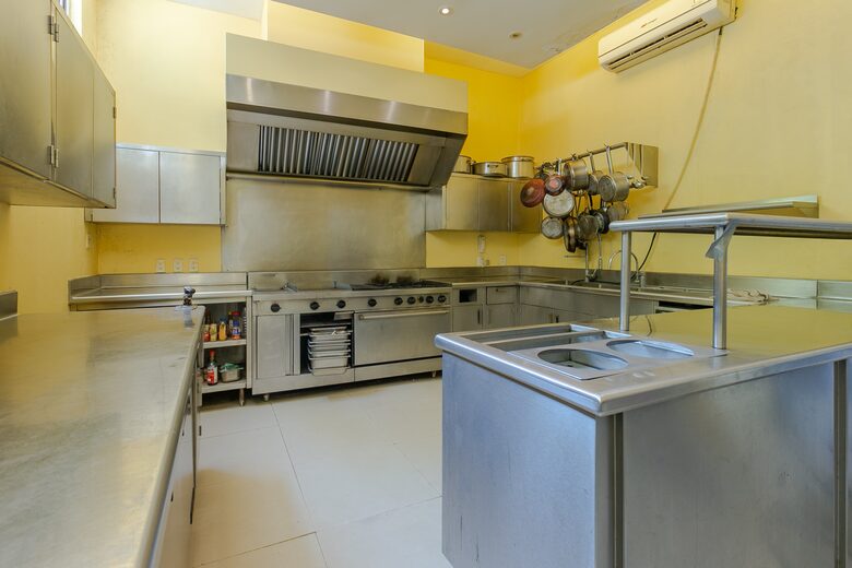 Home Exchange in Acapulco, Mexico, staff kitchen