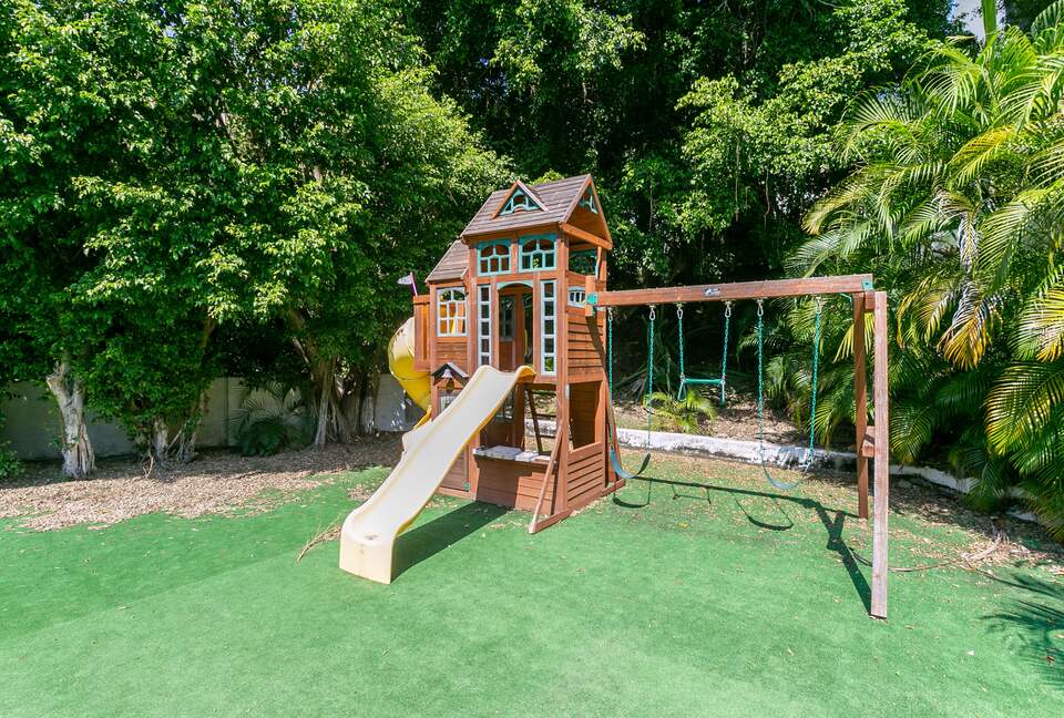 Home Exchange in Acapulco, Mexico, kids playground