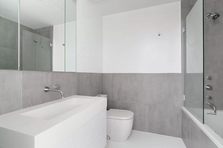 Modern All White Luxury Townhouse in Brooklyn, Heated Pool & Awesome Views - New York City, New York