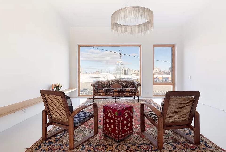 Modern All White Luxury Townhouse in Brooklyn, Heated Pool & Awesome Views - New York City, New York