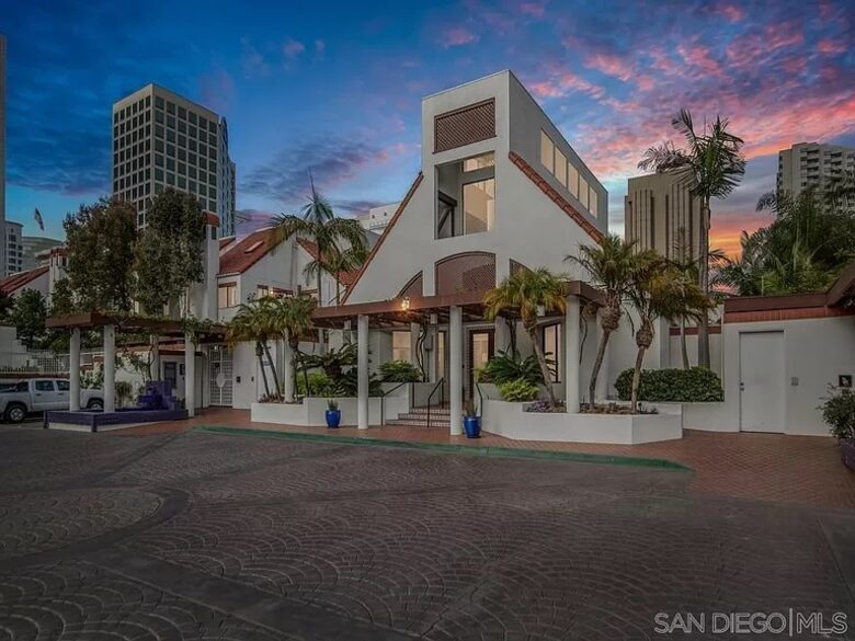 Home Exchange in San Diego, CA, exterior building