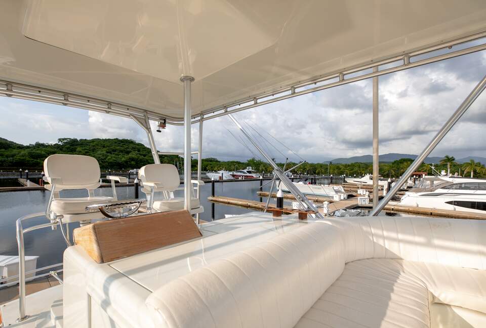 Mirador 13 — with 47' fishing yacht! - Ixtapa Zihuatanejo, Mexico