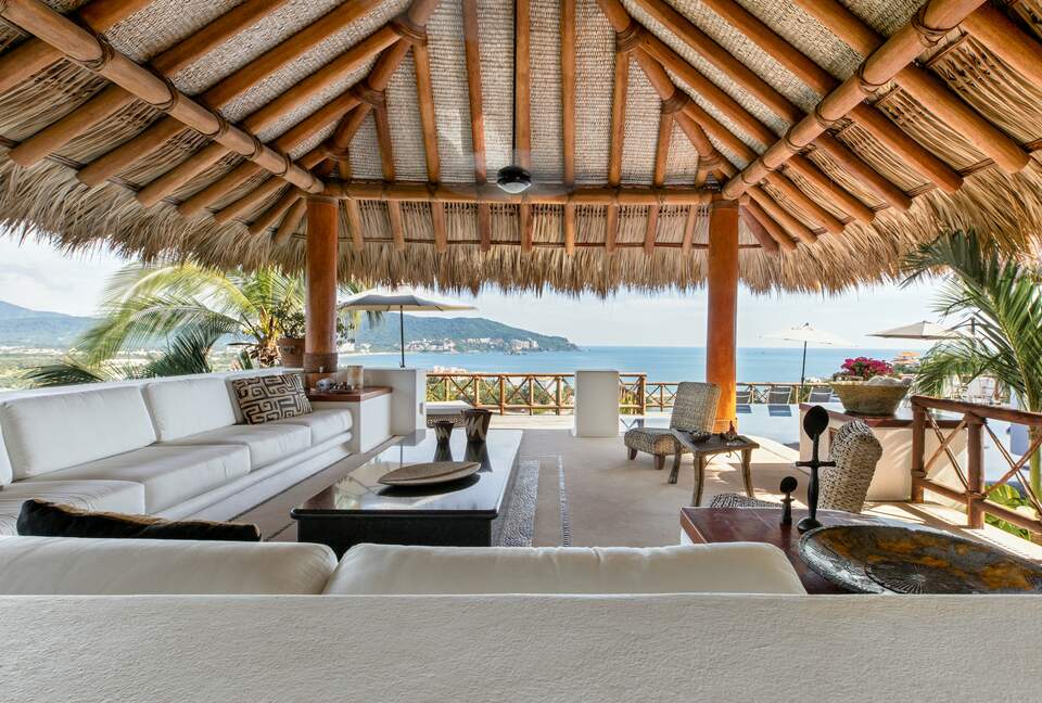 Mirador 13 — with 47' fishing yacht! - Ixtapa Zihuatanejo, Mexico