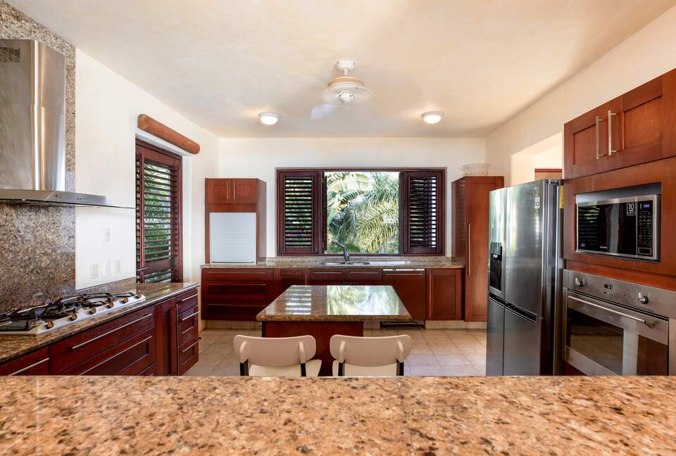 Mirador 13 — with 47' fishing yacht! - Ixtapa Zihuatanejo, Mexico