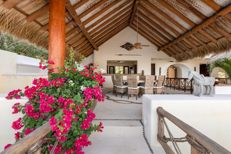 Mirador 13 — with 47' fishing yacht! - Ixtapa Zihuatanejo, Mexico