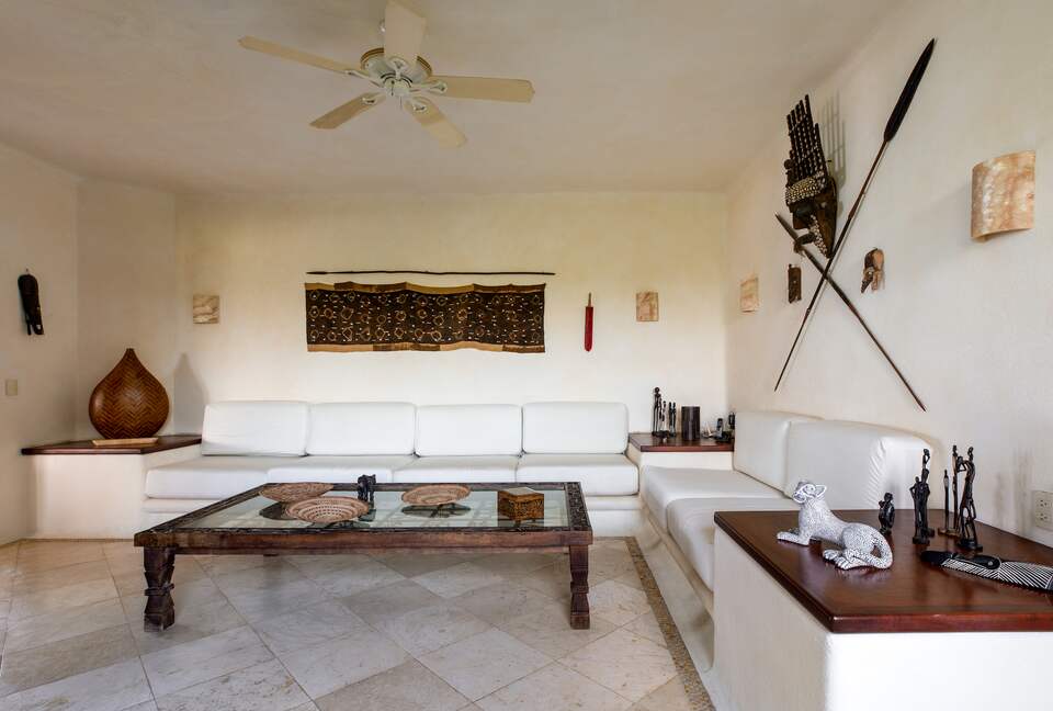 Mirador 13 — with 47' fishing yacht! - Ixtapa Zihuatanejo, Mexico