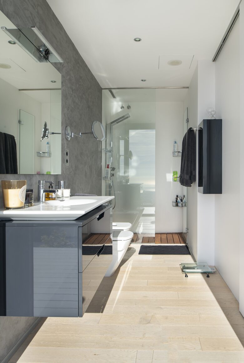 Ibiza style Barcelona (R) - Badalona, Spain