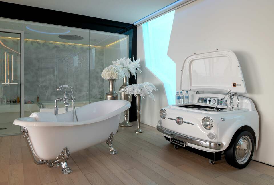 Ibiza style Barcelona (R) - Badalona, Spain