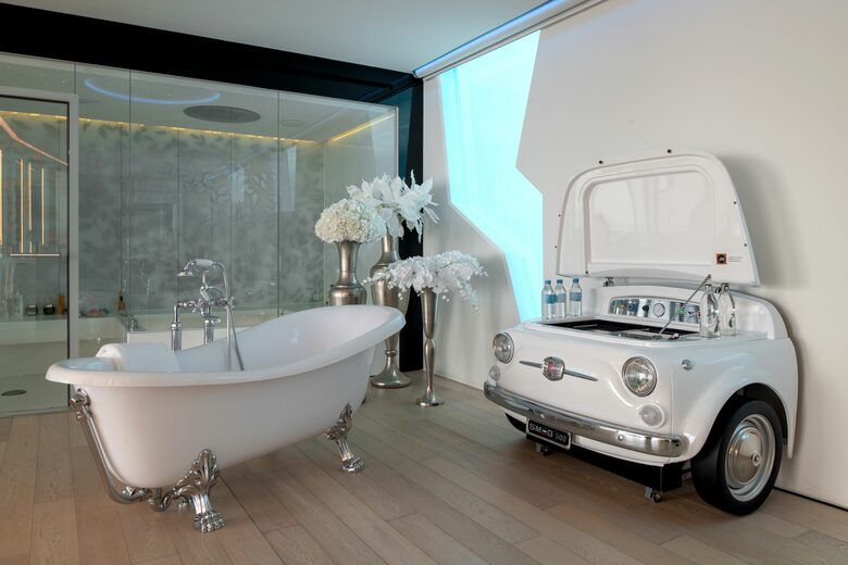 Ibiza style Barcelona (R) - Badalona, Spain