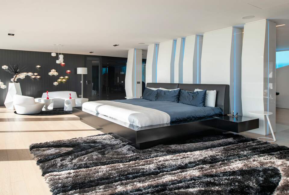 Ibiza style Barcelona (R) - Badalona, Spain