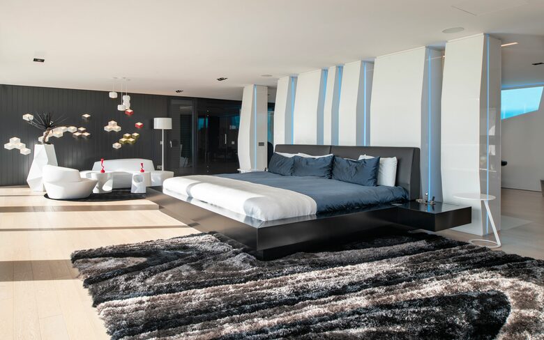 Ibiza style Barcelona (R) - Badalona, Spain