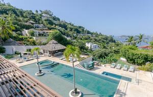 Home Exchange in Acapulco, Mexico, main resort style pool and views