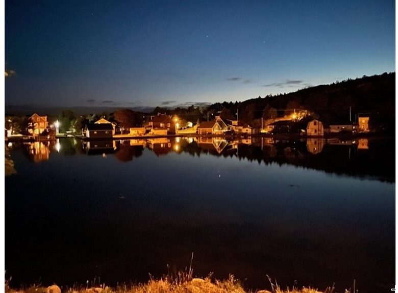 Stunning Newfoundland Seaside Retreat - Conception Bay South, Canada