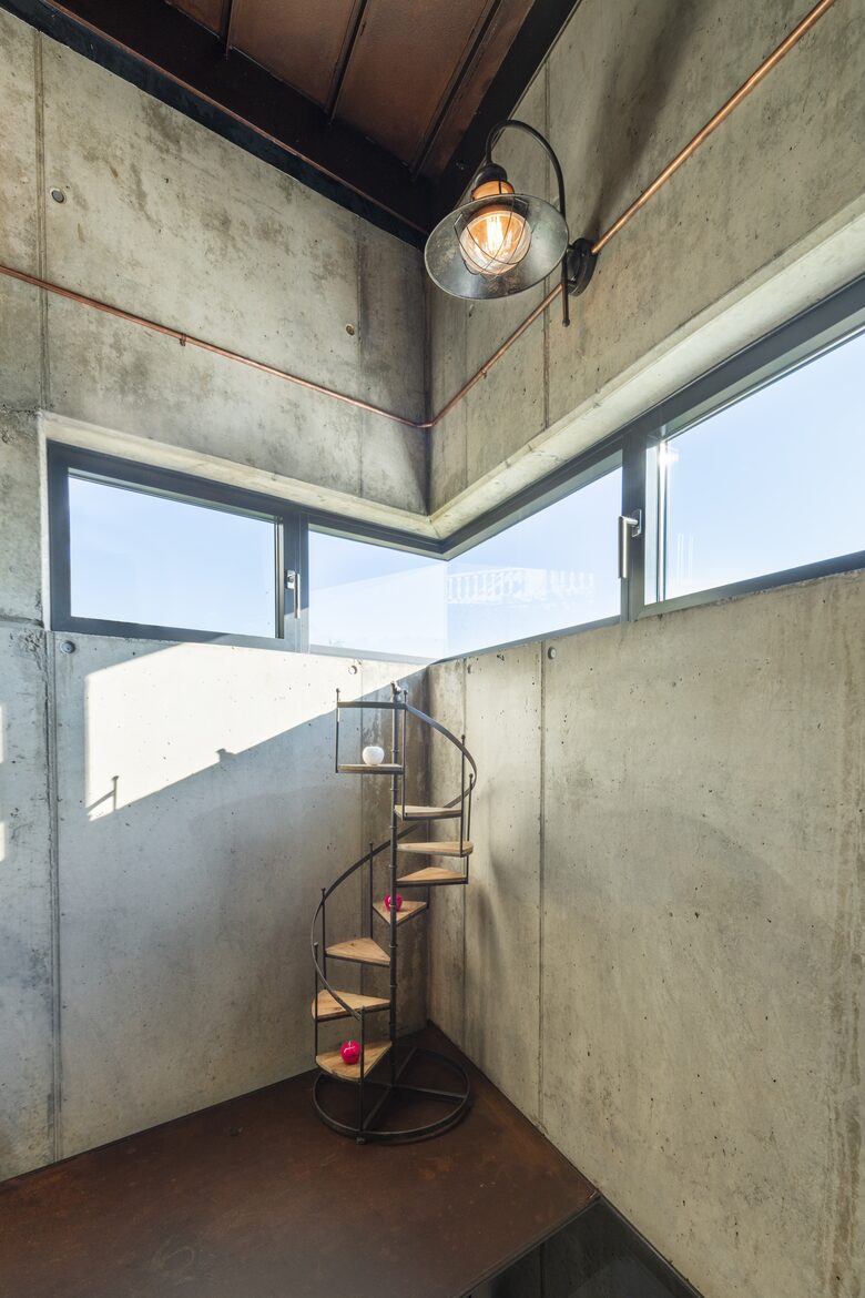 Ibiza style Barcelona (R) - Badalona, Spain